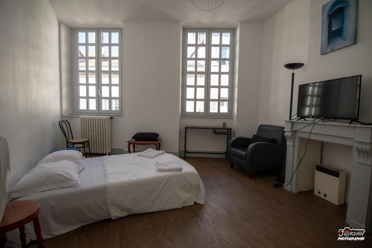 Hyper Centre - 3 Chambres - Gare - Wifi - Cosy Bourg-en-Bresse Exteriér fotografie